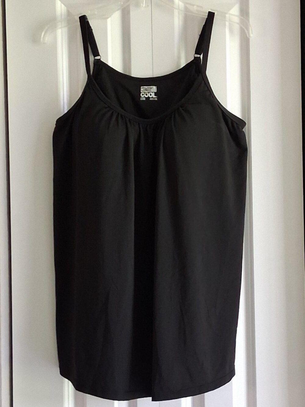 32 Degrees Cool Women's Flowy Black Cami Bra Tank Women's Size XL